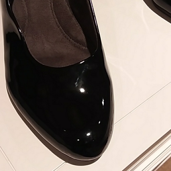 Aerololes Heelrest Black Heels - Picture 7 of 8